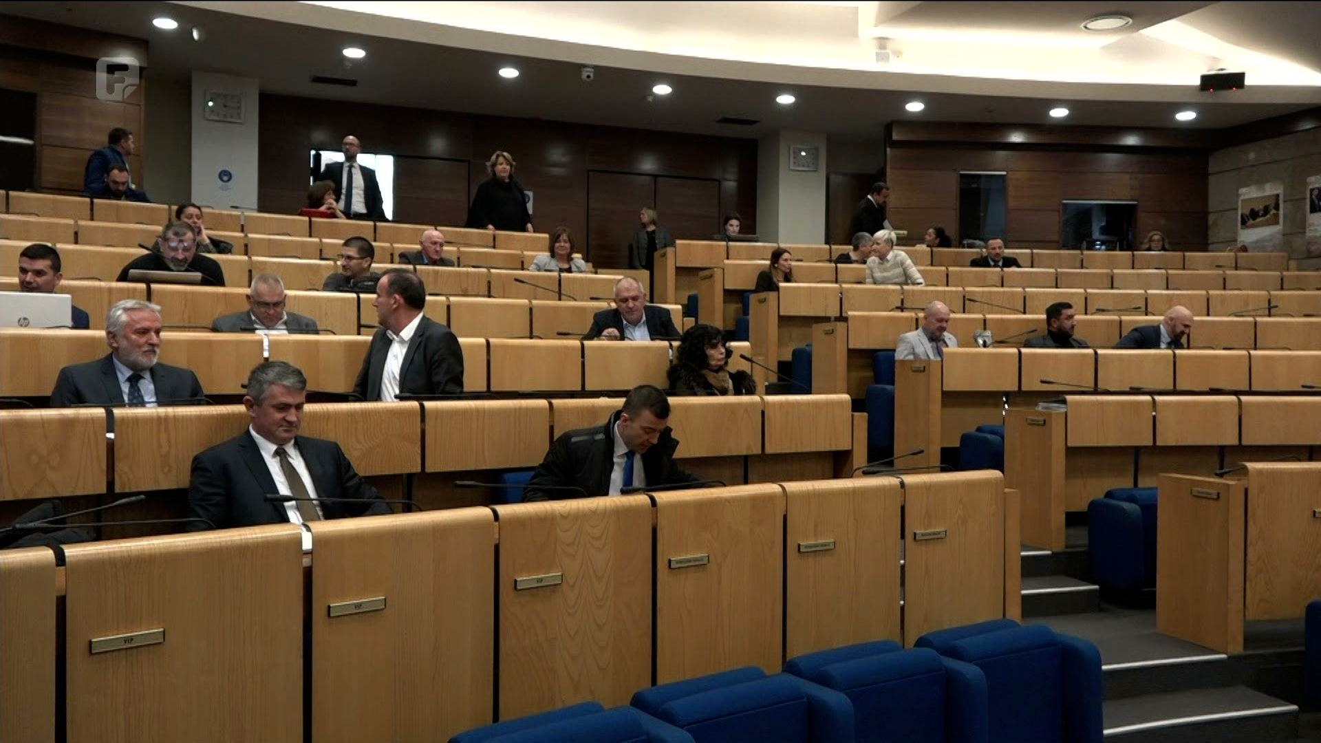 Delegati osudili agresiju Rusije na Ukrajinu, o duhanu na idućoj sjednici